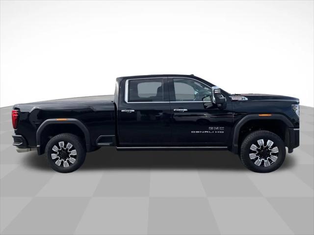 2024 GMC Sierra 2500HD 4WD Crew Cab Standard Bed Denali