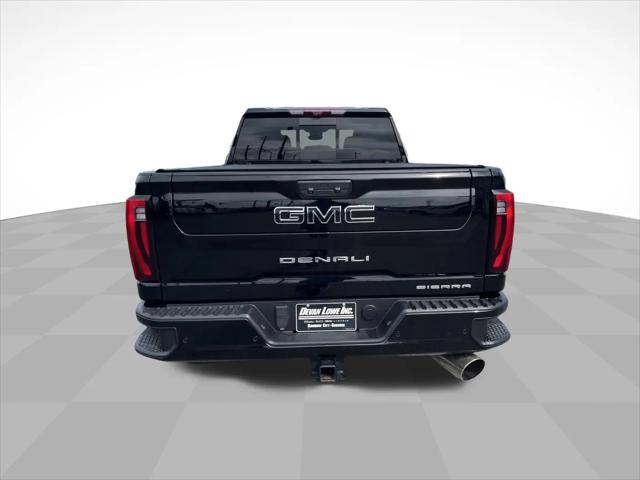 2024 GMC Sierra 2500HD 4WD Crew Cab Standard Bed Denali