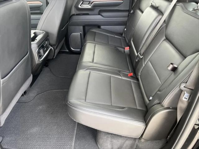 2024 GMC Sierra 2500HD 4WD Crew Cab Standard Bed Denali