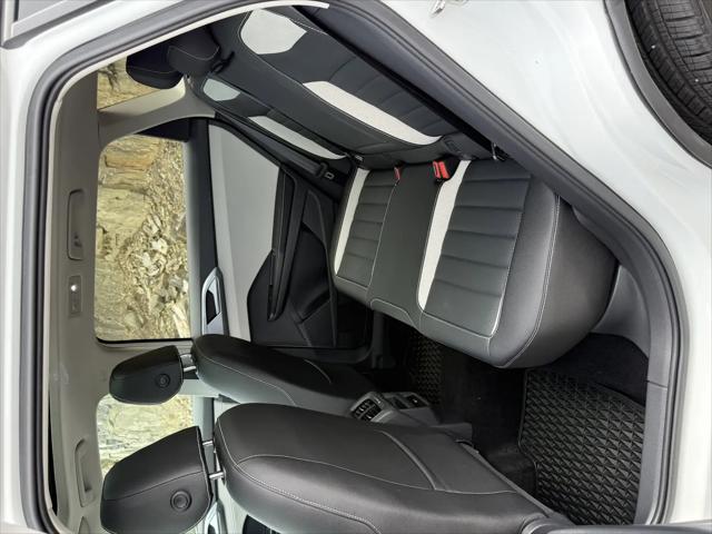 2025 Volkswagen Taos 1.5T SEL
