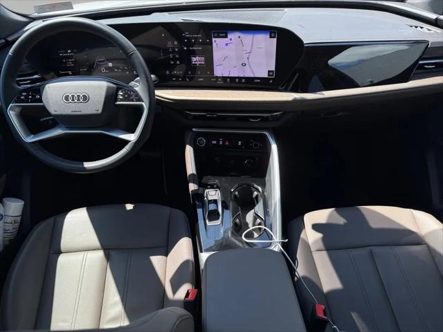 2025 Audi Q5 Premium TFSI quattro S tronic
