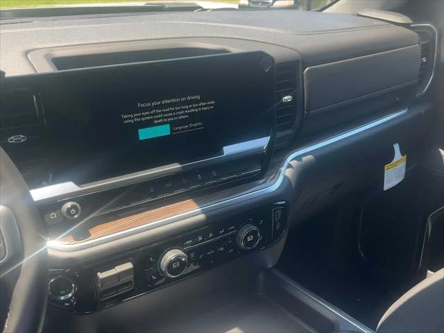 2026 Chevrolet Silverado 2500HD Crew Cab, Standard Bed, LT, 4WD