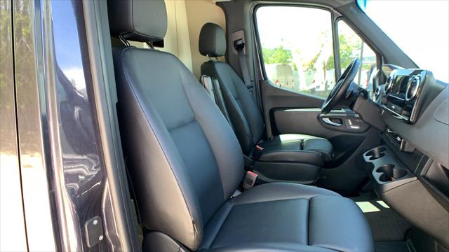 2020 Mercedes-Benz Sprinter 2500 Standard Roof V6