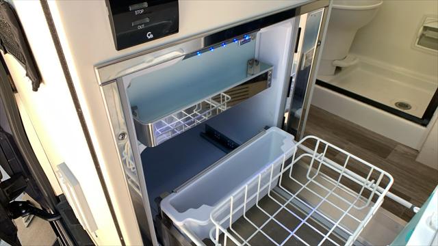 2020 Mercedes-Benz Sprinter 2500 Standard Roof V6