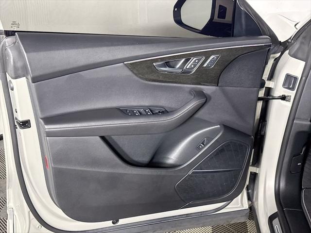 2023 Audi Q8 Premium Plus 55 TFSI quattro Tiptronic