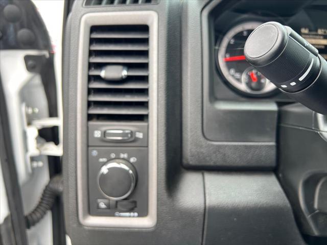 2021 Ram 1500 Tradesman Crew Cab 4x4 5'7" Box
