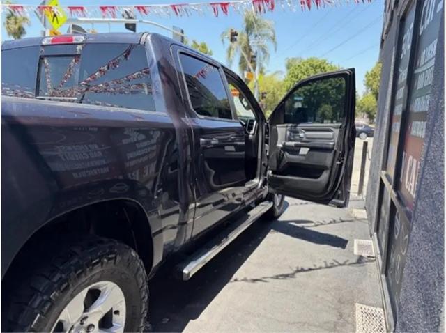 2019 Ram 1500 Big Horn/Lone Star Crew Cab 4x4 5'7" Box