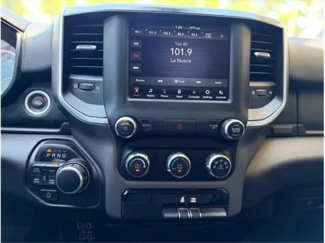 2019 Ram 1500 Big Horn/Lone Star Crew Cab 4x4 5'7" Box