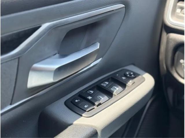 2019 Ram 1500 Big Horn/Lone Star Crew Cab 4x4 5'7" Box
