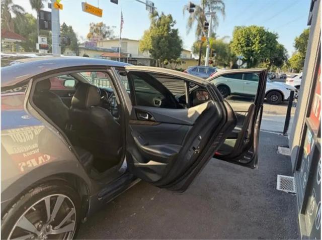 2017 Nissan Maxima 3.5 Platinum