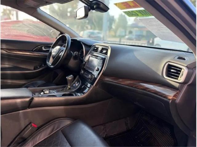 2017 Nissan Maxima 3.5 Platinum