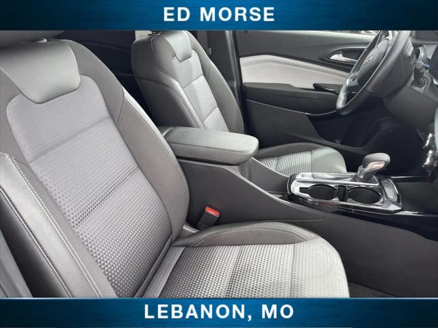 2025 Chevrolet Trax FWD LT