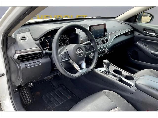 2025 Nissan Altima SV FWD