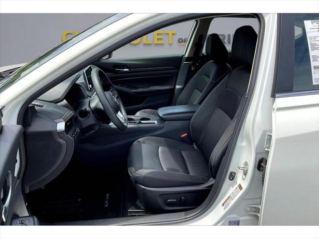 2025 Nissan Altima SV FWD