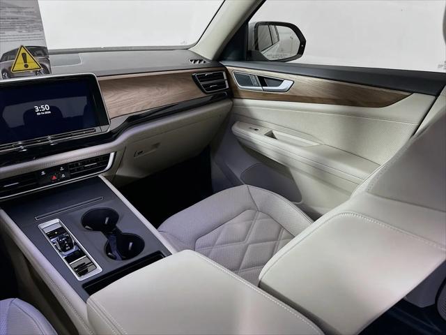 2026 Volkswagen Atlas SE