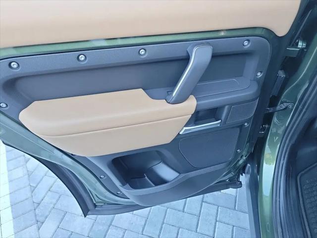 2026 Land Rover Defender P300 S