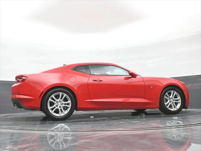 2021 Chevrolet Camaro RWD Coupe 1LS