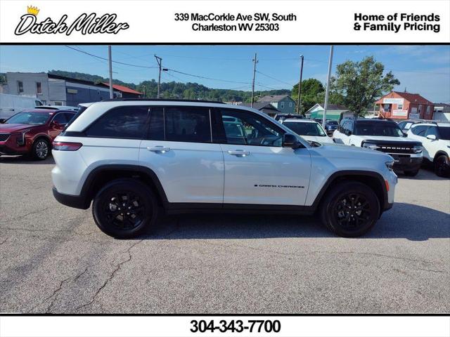 2025 Jeep Grand Cherokee Altitude 4x4 2025 Jeep Grand Cherokee Altitude 4x4