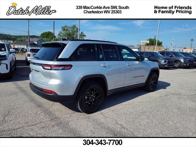 2025 Jeep Grand Cherokee Altitude 4x4 2025 Jeep Grand Cherokee Altitude 4x4