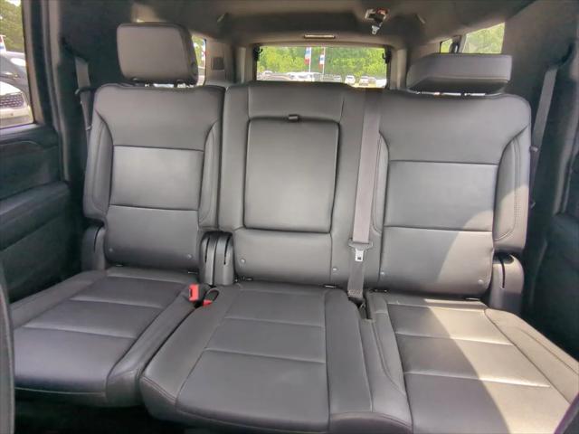 2023 Chevrolet Suburban 4WD LT