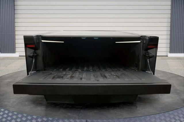 2025 Tesla Cybertruck Cyberbeast