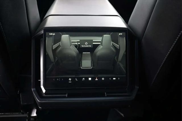 2025 Tesla Cybertruck Cyberbeast