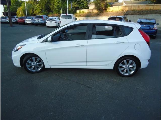 2013 Hyundai Accent SE