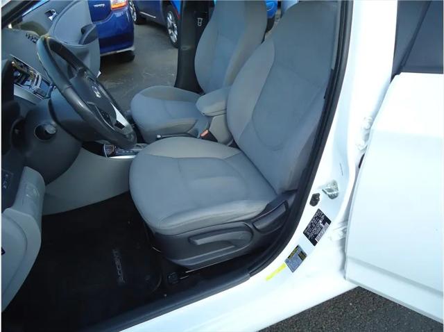 2013 Hyundai Accent SE
