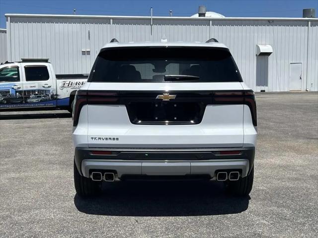 2026 Chevrolet Traverse FWD LT