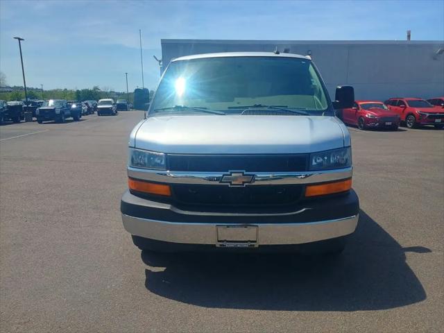 2017 Chevrolet Express LS