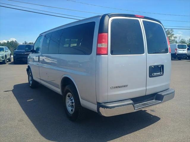 2017 Chevrolet Express LS