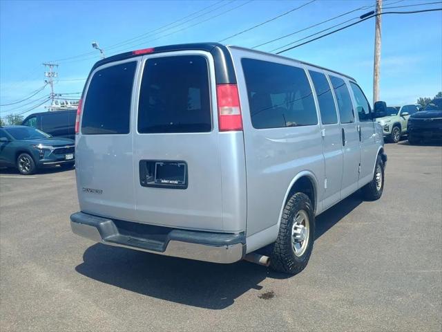 2017 Chevrolet Express LS