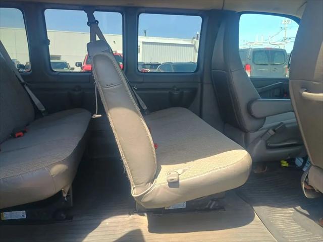 2017 Chevrolet Express LS