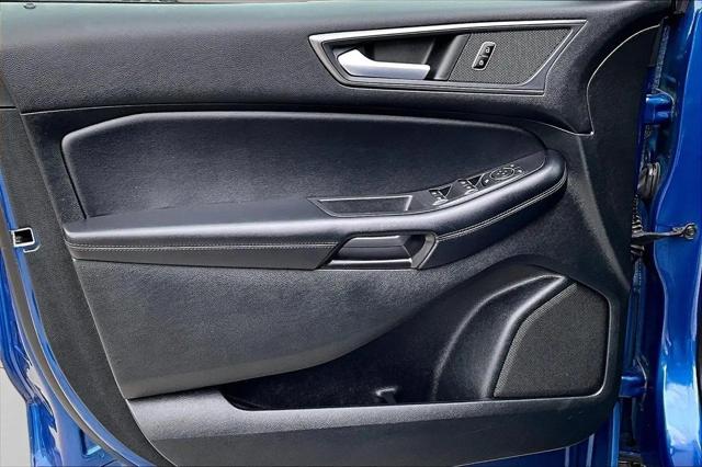2023 Ford Edge SE