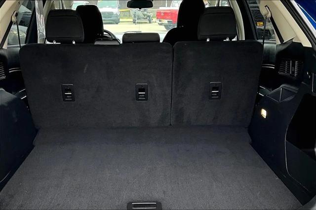 2023 Ford Edge SE