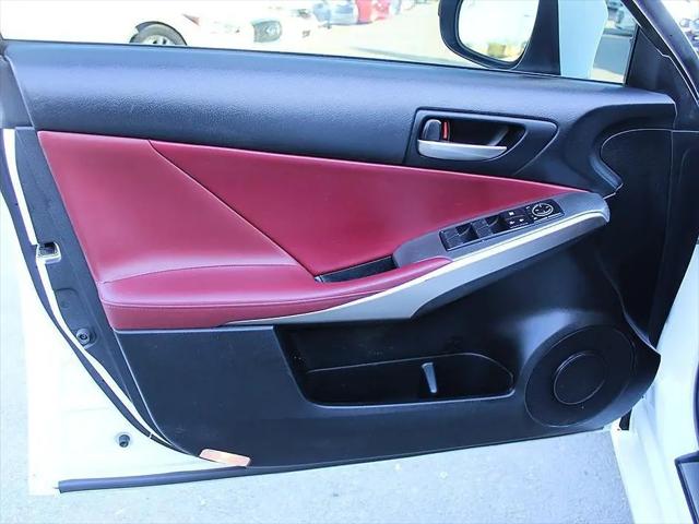 2017 Lexus IS 200t IS Turbo