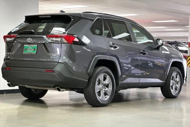 2025 Toyota RAV4 Hybrid XLE
