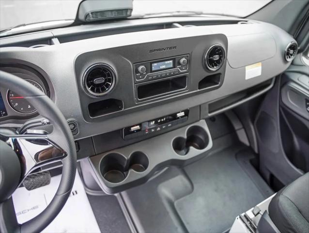2026 Mercedes-Benz Sprinter 2500 Standard Roof 4-Cyl Diesel
