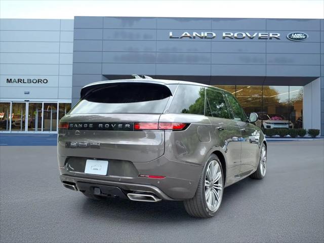 2026 Land Rover Range Rover Sport P460e Dynamic SE