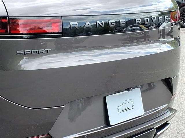 2026 Land Rover Range Rover Sport P460e Dynamic SE