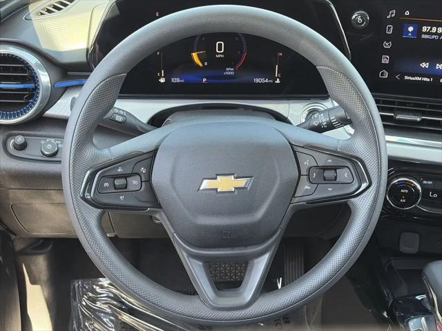 2025 Chevrolet Trax FWD LT