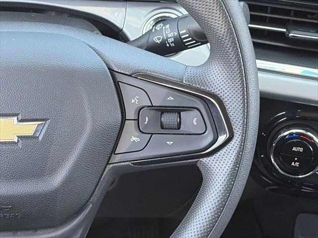 2025 Chevrolet Trax FWD LT