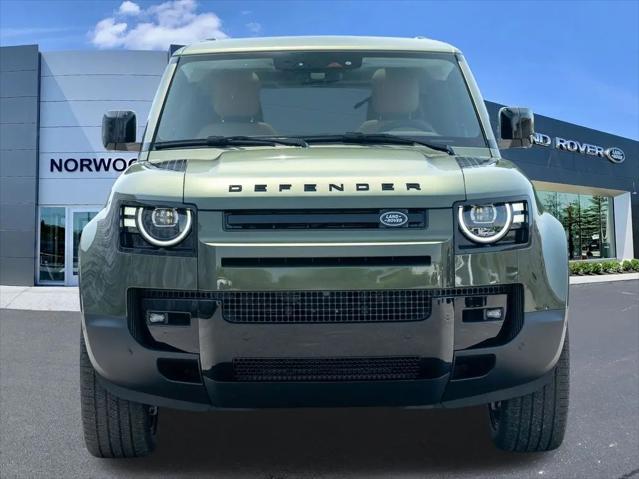 2026 Land Rover Defender P300 S