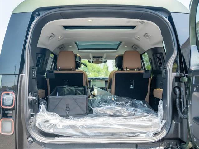 2026 Land Rover Defender P300 S