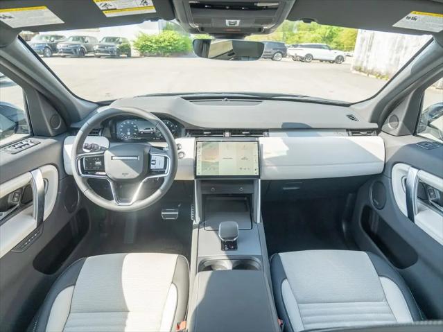 2026 Land Rover Discovery Sport Landmark