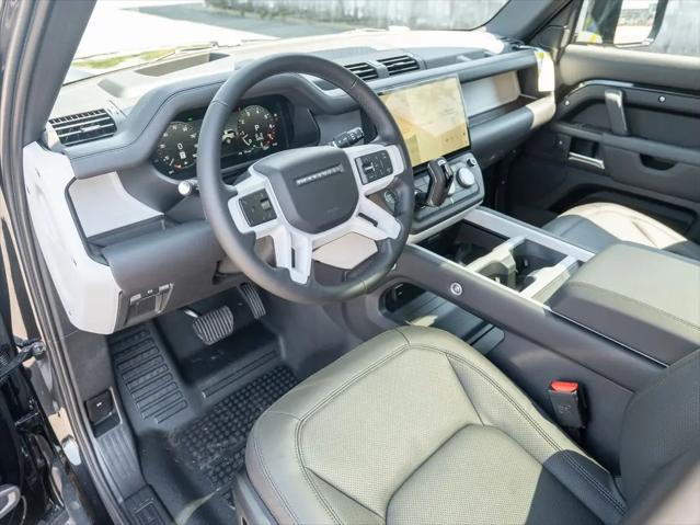 2026 Land Rover Defender P400 X-Dynamic SE