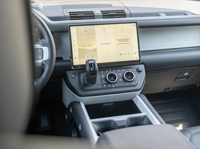 2026 Land Rover Defender P400 X-Dynamic SE