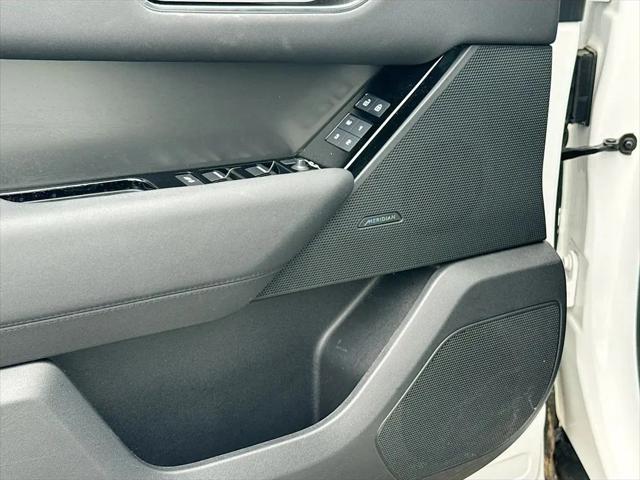 2025 Land Rover Range Rover Velar P250 Dynamic SE