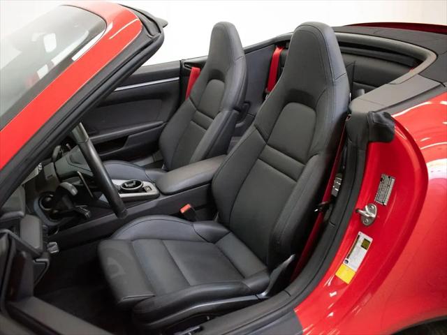 2023 Porsche 911 Carrera Cabriolet