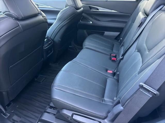 2025 INFINITI QX60 LUXE AWD